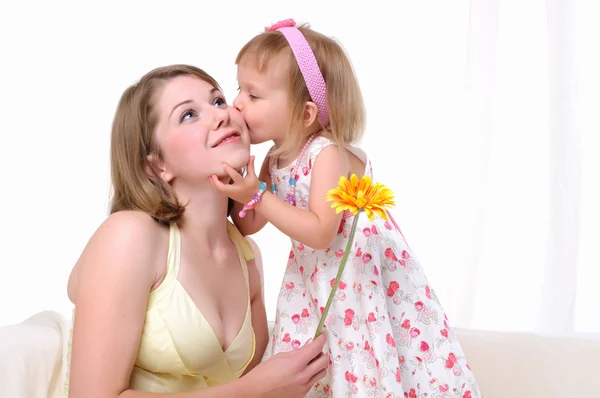 Mama and her little daughter — Stock Photo, Image