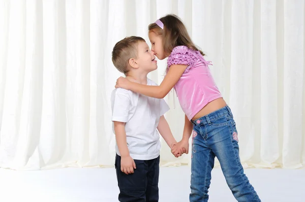 Young brother and sister — Stock Photo, Image