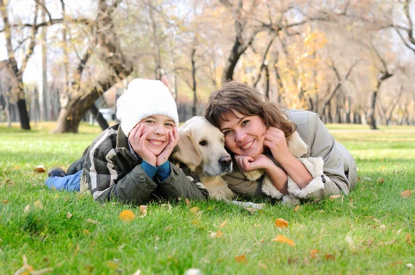 Mother and son together having fun — Stock Photo, Image