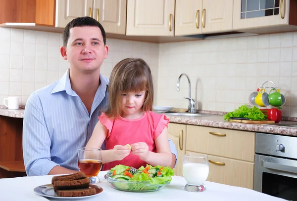 Father and his young daughter — Stock Photo, Image