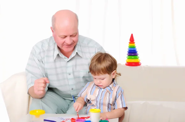 Grand-père et son petit-fils — Photo