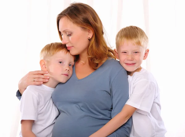 Two Red Brothers Pregnant Mother Spend Time Together — Stock Photo, Image