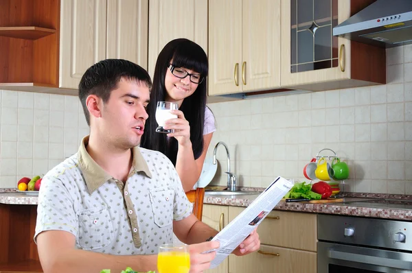 Young Couple Breakfast Together Early Morning — Stock Photo, Image