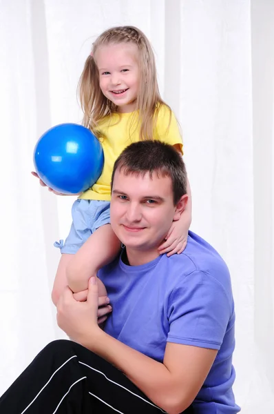 Mladý otec a dcera — Stock fotografie