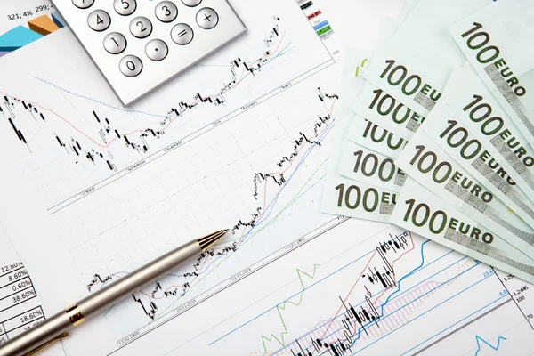 Finansiella diagram och grafer — Stockfoto