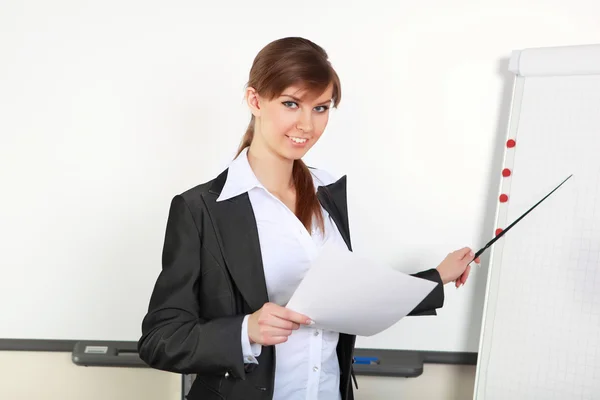 Young business woman making presentation — Stock Photo, Image