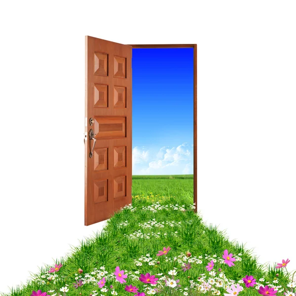 Drzwi w kierunku natury — Zdjęcie stockowe