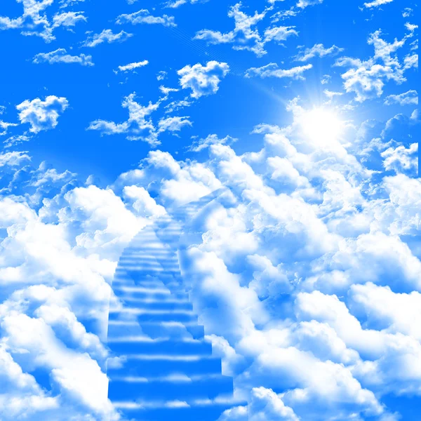 Una Escalera Dirigida Hacia Cielo Azul Nublado Sol —  Fotos de Stock