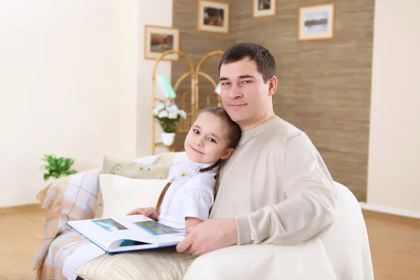 Father with his daughters at home — Stock Photo, Image