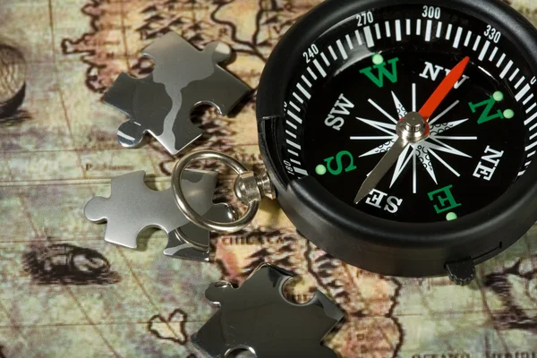 Compass on the old map — Stock Photo, Image