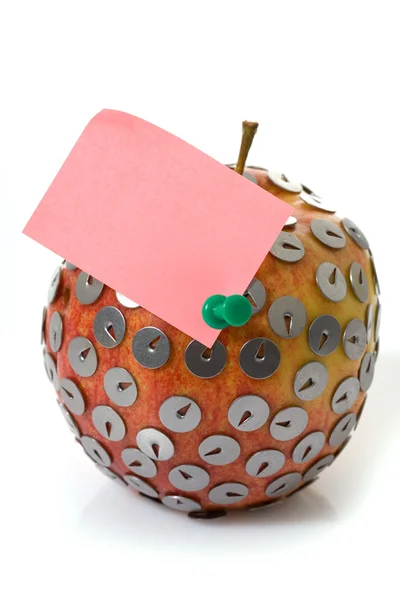 Apples, drawing pin and notepaper — Stock Photo, Image