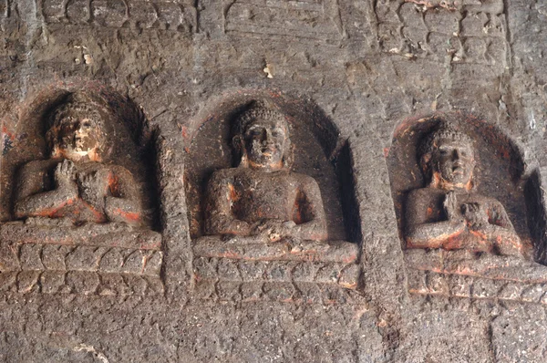Αγάλματα του Βούδα στο ajanta, το διάσημο σπήλαιο ναός περίπλοκη, Ινδία — Φωτογραφία Αρχείου