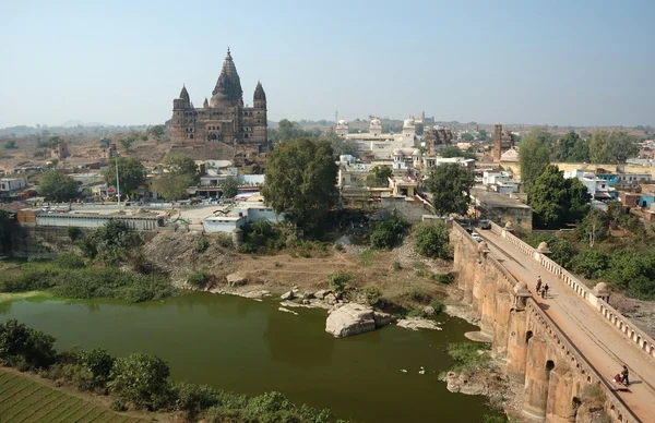 View of ancient Orchha town -popular travel destination of India — Stock Photo, Image