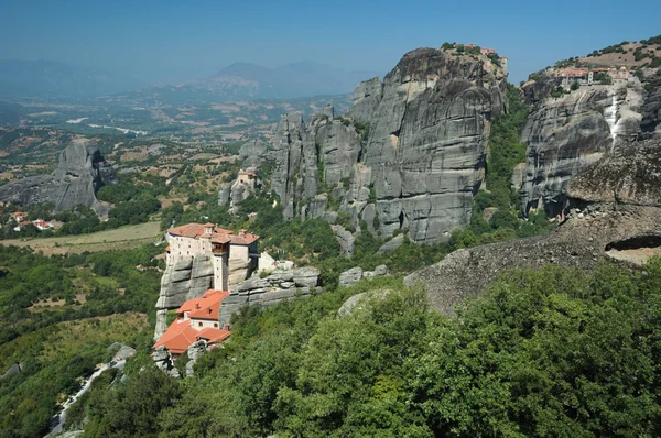 Τέσσερις ροκ μοναστήρια στα Μετέωρα, Ελλάδα - Ρουσάνου, του Αγίου Νικόλα — Φωτογραφία Αρχείου