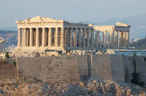 Świątynia Partenon W Grecji, miejscu, gdzie urodziła się demokracja — Zdjęcie stockowe