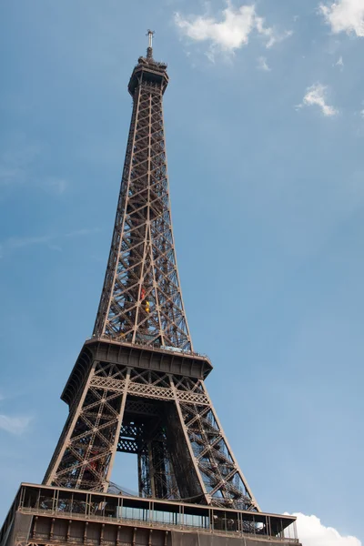 Eiffeltoren. blauwe hemel — Stockfoto