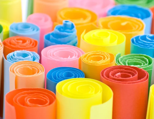 Válcované barevné papíry — Stock fotografie
