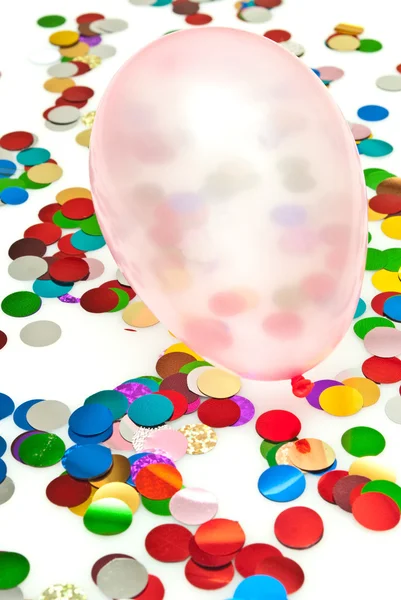 Luftballons und Konfetti — Stockfoto