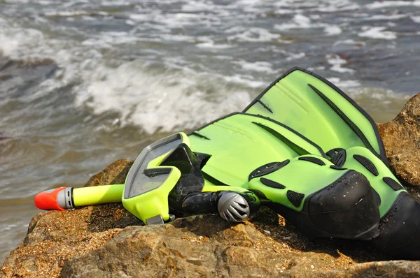 Dalış maske, şnorkel ve palet — Stok fotoğraf