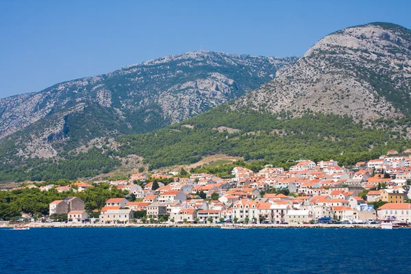 Widok miasta Bol. Chorwacja — Zdjęcie stockowe