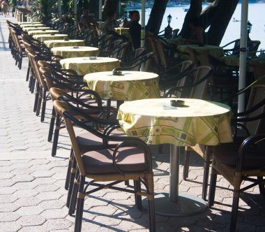 Restoran deniz kenarı