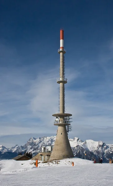 Television and radio tower on the mountain in Schladming. Austri — Stock Photo, Image