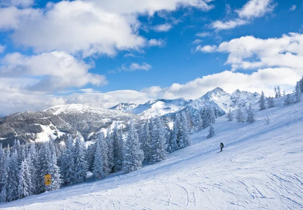 滑雪度假村萨尔斯堡。奥地利 — 图库照片