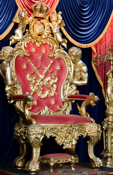 Королевский трон — стоковое фото