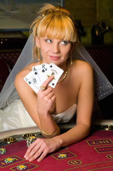 Mariée dans un casino — Photo