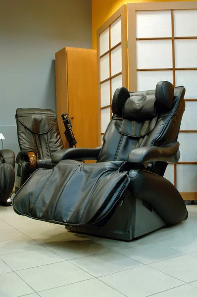 Siyah masaj koltuğu — Stok fotoğraf