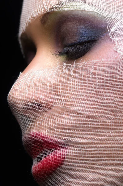 Πρόσωπο της γυναίκας με φωτεινό μακιγιάζ — Φωτογραφία Αρχείου