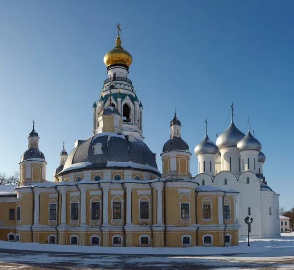 Katedra św. Zofii i kościół Zmartwychwstania Pańskiego, Wołogda Kreml, Rosja — Zdjęcie stockowe