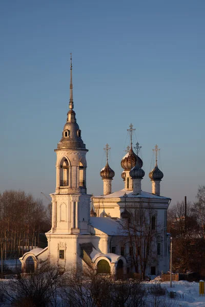 Ortodoxa kyrkan vid solnedgången, forntida Vologda, Ryssland — Stockfoto