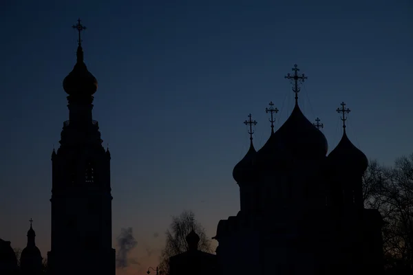 Vologda Kremlin kathedraal en klokkentoren silhouet 's nachts, Rusland — Stockfoto