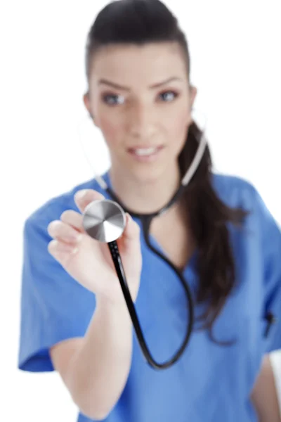 Hemşire holding stetoskop — Stok fotoğraf