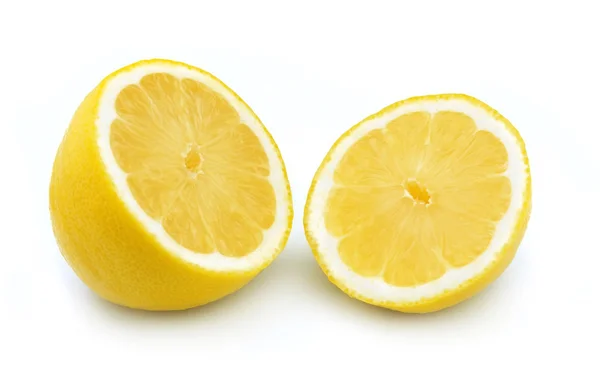 レモンをカットします。 — ストック写真