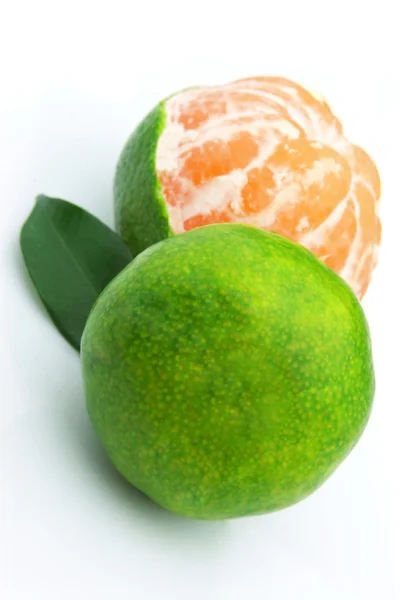 Grønne, søte tangeriner – stockfoto