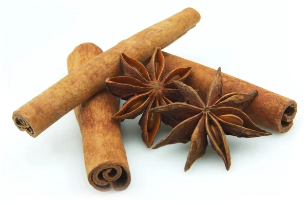 Cinnamon and an anise — Stock Photo, Image