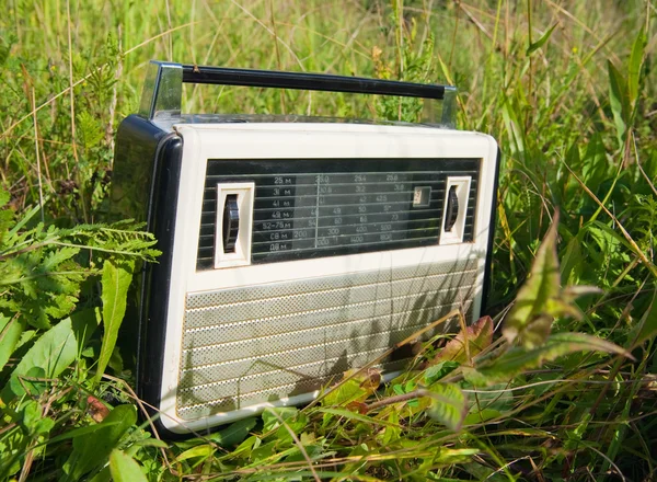 Старий радіоприймач — стокове фото