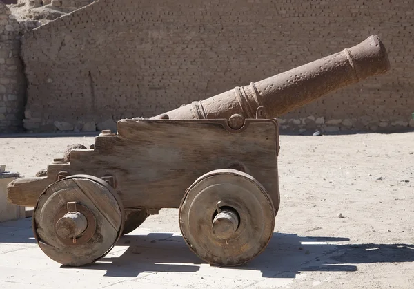 アル ・ クセイルで古い大砲 — ストック写真