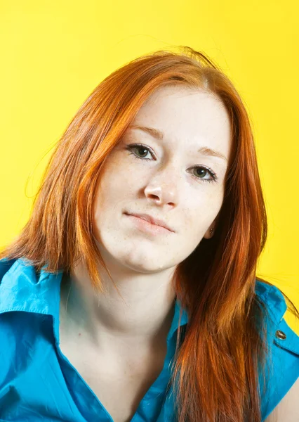Freckled young woman — Stock Photo, Image