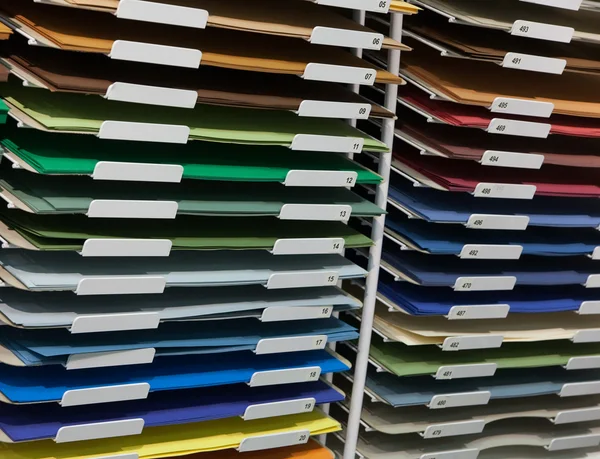 Набор цветных бумаг — стоковое фото