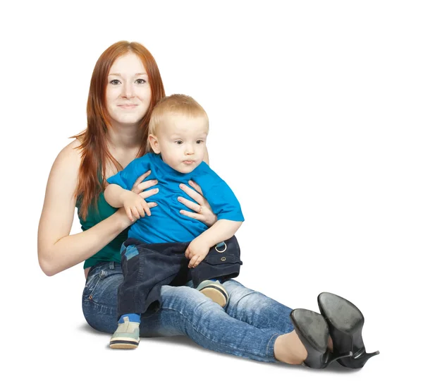 Sitzende Mutter mit ihrem Sohn — Stockfoto
