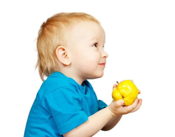 Pojke med päron — Stockfoto