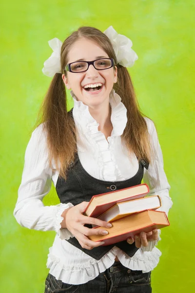 Kitaplar ile mutlu kız öğrenci — Stockfoto