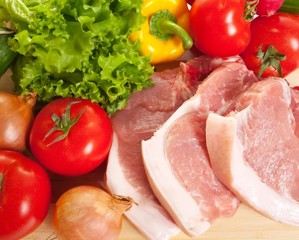 stock image Raw meat and vegetables