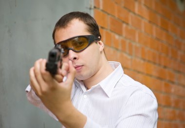 Aiming man clipart