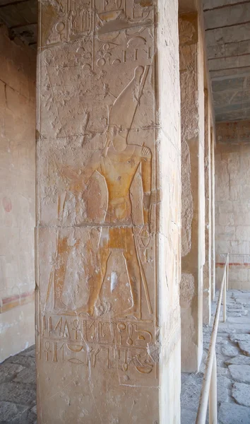 Wystrój w świątyni Hatszepsut, Egipt — Zdjęcie stockowe