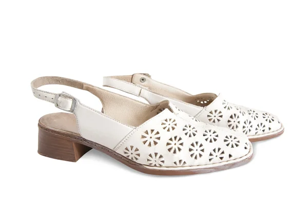 Fehér asszonyos cipő — Stock Fotó