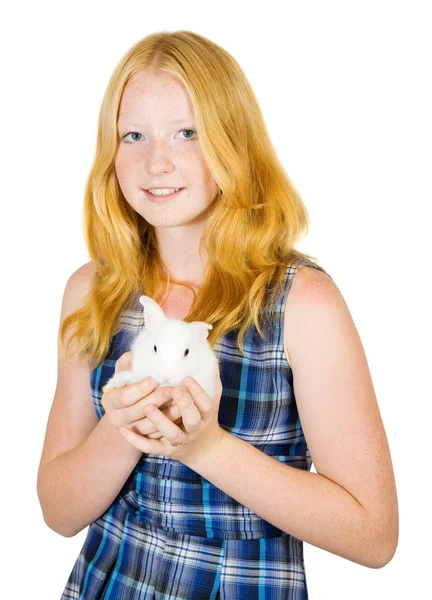 Meisje met huisdier konijn — Stockfoto